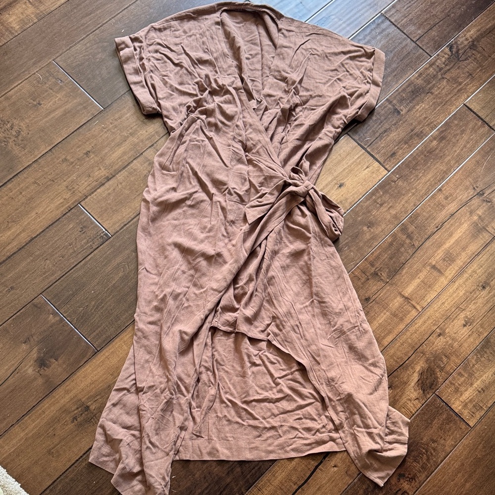 NWOT Bae the Label Maternity Wrap Dress